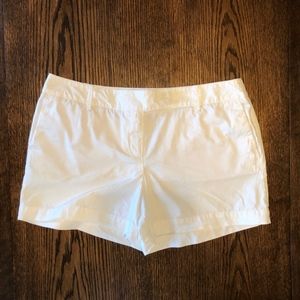 Ann Taylor Loft White Shorts size 10P